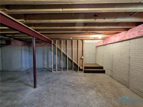 6589 Alexander Dr, Walbridge, OH 43465 photo 21