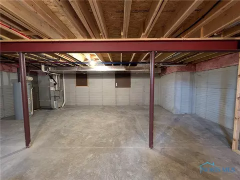 6589 Alexander Dr, Walbridge, OH 43465 photo 22