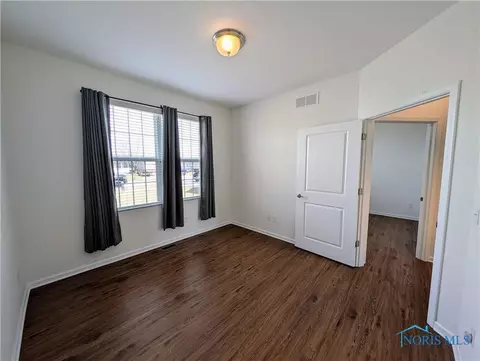 6589 Alexander Dr, Walbridge, OH 43465 photo 16