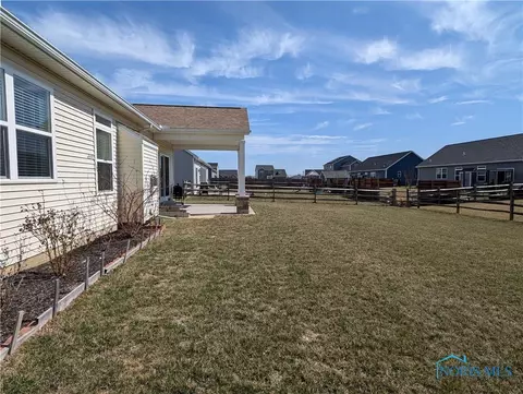 6589 Alexander Dr, Walbridge, OH 43465 photo 23