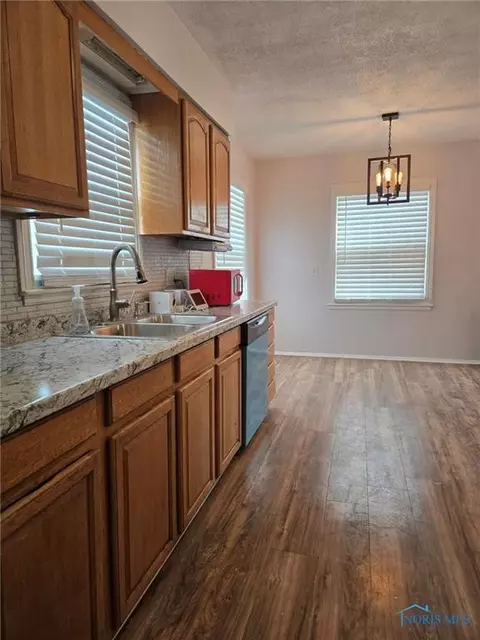 633 Brookley Blvd, Toledo, OH 43607 photo 3