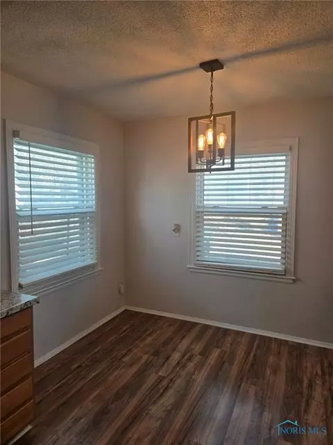 633 Brookley Blvd, Toledo, OH 43607 photo 8