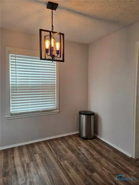 633 Brookley Blvd, Toledo, OH 43607 photo 10