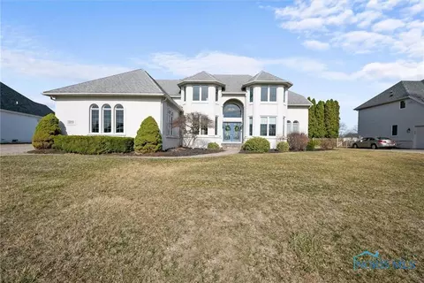 2855 Quarry Rd, Maumee, OH 43537