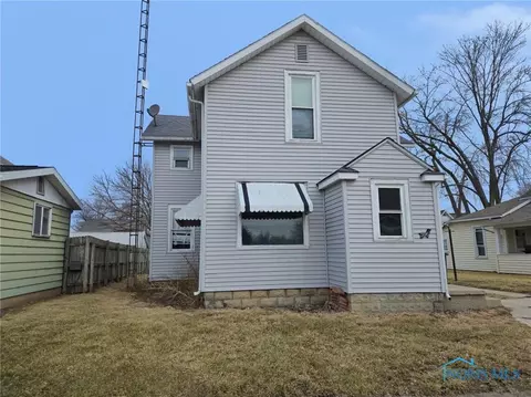 506 Hopkins St, Defiance, OH 43512