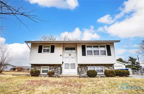 308 Sheffield Dr, Findlay, OH 45840
