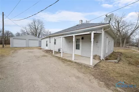 355 Fifth St, Clay Center, OH 43408