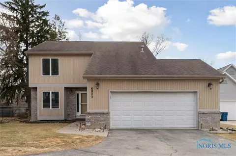 6903 Kinsman Dr, Sylvania, OH 43560