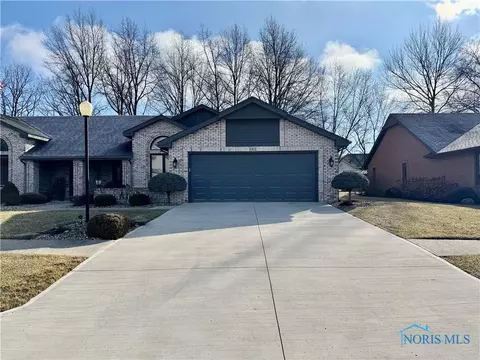 202 Hidden Timbers Dr, Ottawa, OH 45875