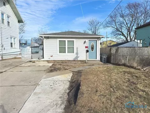 1537 White St, Toledo, OH 43605