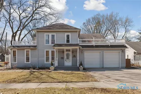 430 Walnut St, Perrysburg, OH 43551