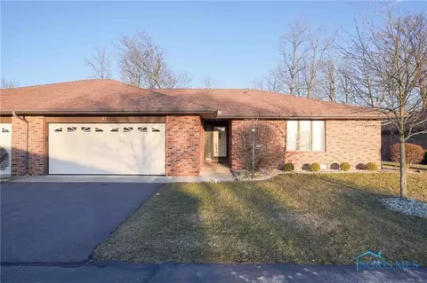 41 La Plas Dr, Findlay, OH 45840