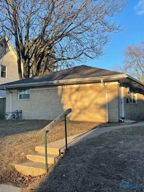 739 Lodge Ave, Toledo, OH 43609