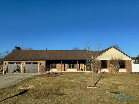 1102 Crestview Ave, Bryan, OH 43506 photo 2