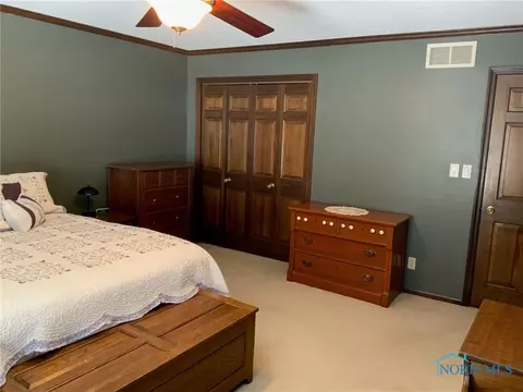 1102 Crestview Ave, Bryan, OH 43506 photo 14