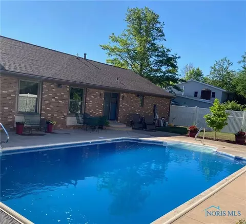 1102 Crestview Ave, Bryan, OH 43506 photo 21