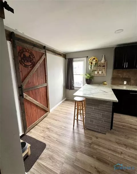 216 N Center St, Wayne, OH 43466 photo 5