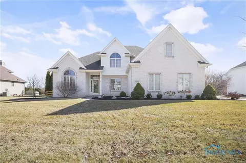 3213 Estuary Pl, Maumee, OH 43537