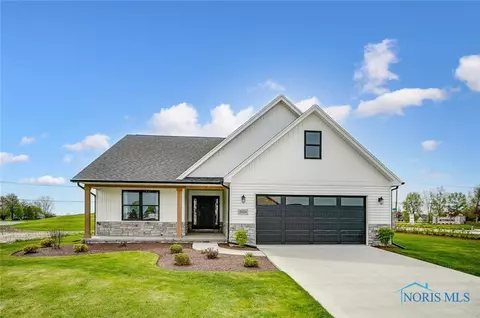 5224 Rail St, Monclova, OH 43542