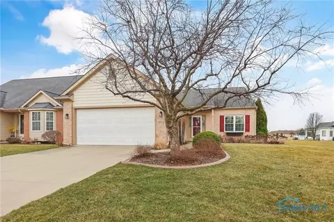 4712 Waterbury Ln, Maumee, OH 43537