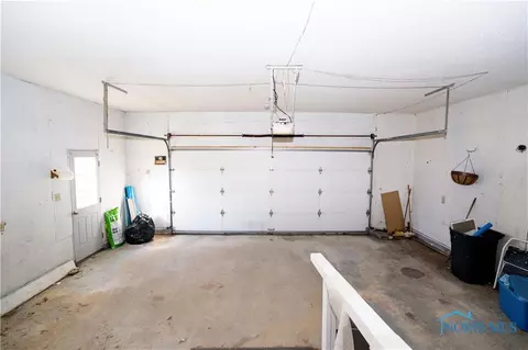 210 N Maple St, Payne, OH 45880 photo 9