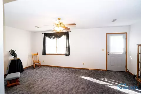 210 N Maple St, Payne, OH 45880 photo 12