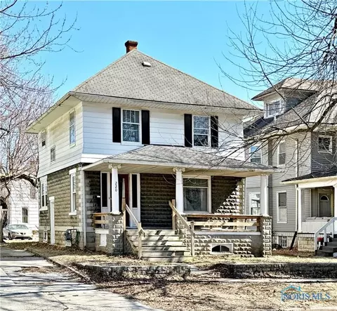 220 S Union St, Fostoria, OH 44830