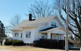 27174 Jewell Rd, Defiance, OH 43512