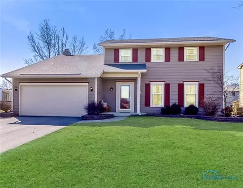 5915 Therfield Dr, Sylvania, OH 43560