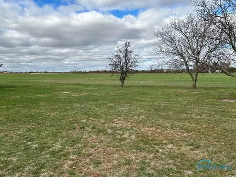 4427 Kilburn Rd, Berkey, OH 43504