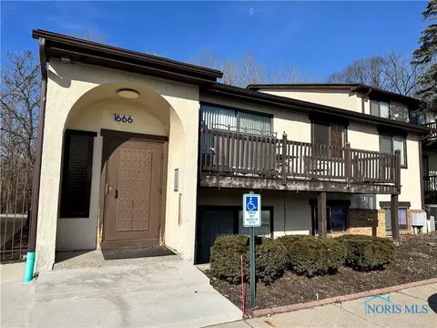 1666 Brownstone Blvd #514, Toledo, OH 43614