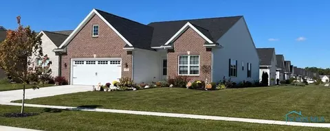 9532 Mackinac Ct, Sylvania, OH 43560