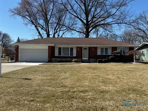 4727 Kathy Ln, Toledo, OH 43623