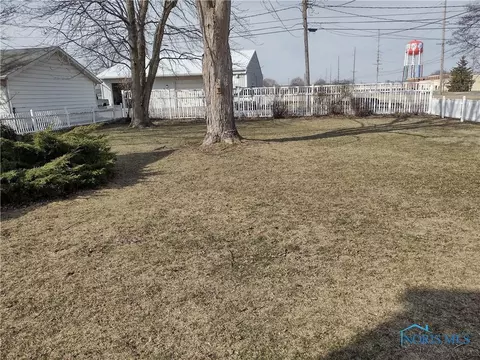 227 N Beech St, Bryan, OH 43506 photo 25