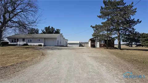 5776 State Route 4, Bloomville, OH 44818