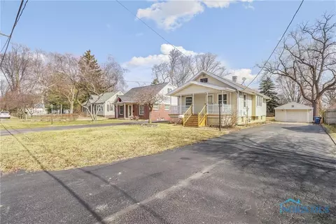 5058 Rowland Rd, Toledo, OH 43613