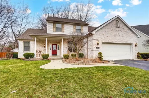 2243 Woods Edge Ct, Toledo, OH 43615