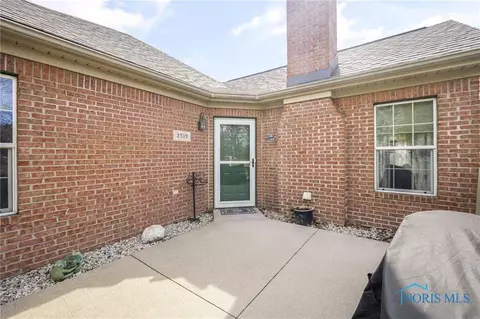 3519 Bayberry Pl #3519, Oregon, OH 43616