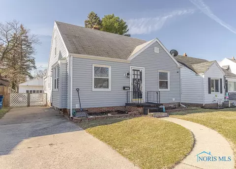 3141 Cragmoor Ave, Toledo, OH 43614