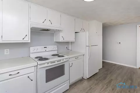 813 N Main St, Bryan, OH 43506 photo 11