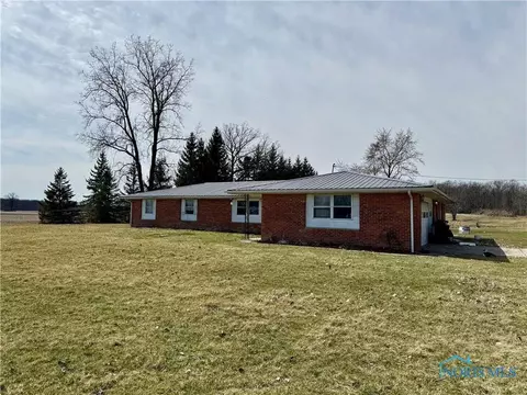 4022 Trinity Rd, Defiance, OH 43512
