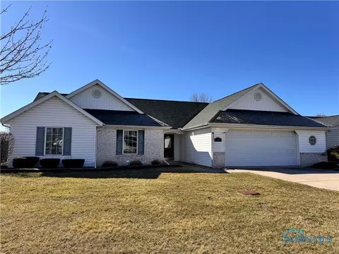 125 Laurie Dr, Bryan, OH 43506