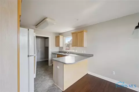 7352 Manatee Ct, Maumee, OH 43537 photo 11