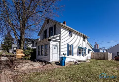 330 N Leighton St, Kenton, OH 43326