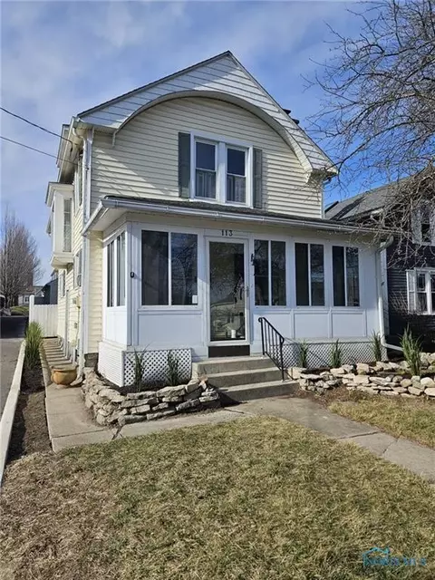 113 E Harrison St, Maumee, OH 43537