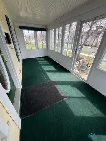 113 E Harrison St, Maumee, OH 43537 photo 8