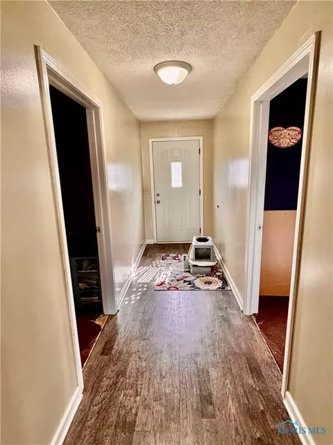 626 Ohio St, Leipsic, OH 45856 photo 8