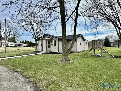 626 Ohio St, Leipsic, OH 45856