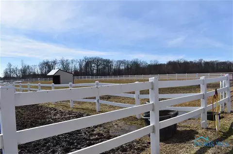 8399 Hook Rd, Van Wert, OH 45891 photo 25