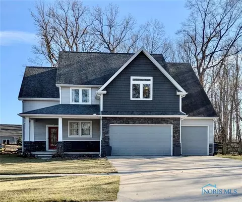7859 Pilliod Rd, Holland, OH 43528
